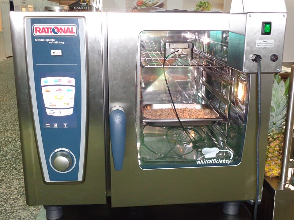 Rational combi steam oven at HORECA trade fair — 10×GN class production oven