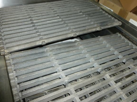Charbroiler grates and heated holding over pass — servery heat